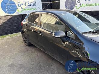 Kia Rio Rio III (UB), Hatchback, 2011 / 2017 1.2 CVVT 16V picture 10