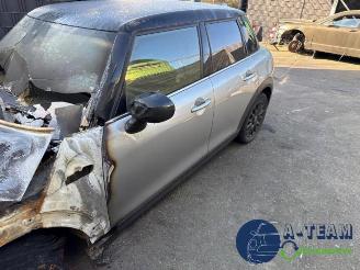 Mini Cooper Mini (F55), Hatchback 5-drs, 2013 1.5 12V Cooper picture 9