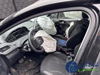 Peugeot 208 208 I (CA/CC/CK/CL), Hatchback, 2012 / 2019 1.2 Vti 12V PureTech 82 picture 12