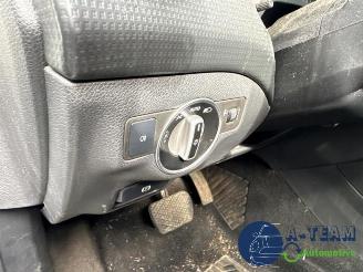 Mercedes A-klasse A (W176), Hatchback, 2012 / 2018 1.6 A-180 16V picture 19