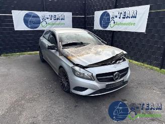 Vrakbiler auto Mercedes A-klasse A (W176), Hatchback, 2012 / 2018 1.6 A-180 16V 2013/1