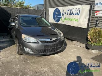 Salvage car Opel Astra Astra J (PC6/PD6/PE6/PF6), Hatchback 5-drs, 2009 / 2015 1.4 Turbo 16V 2011/9