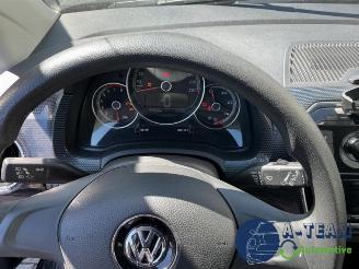 Volkswagen Up! Up! (121), Hatchback, 2011 1.0 12V 60 picture 15