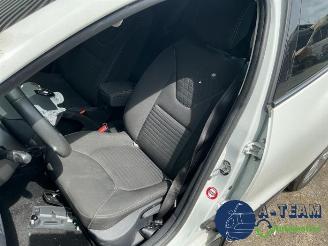 Renault Clio Clio IV (5R), Hatchback 5-drs, 2012 / 2021 0.9 Energy TCE 90 12V picture 15
