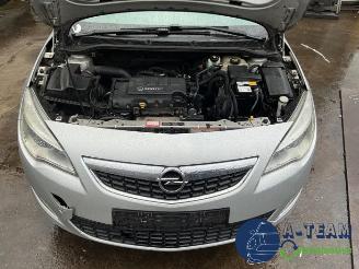 Opel Astra Astra J Sports Tourer (PD8/PE8/PF8), Combi, 2010 / 2015 1.4 16V ecoFLEX picture 5