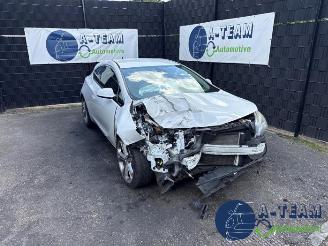 demontáž osobní automobily Opel Astra Astra J GTC (PD2/PF2), Hatchback 3-drs, 2011 / 2018 1.4 Turbo 16V ecoFLEX 140 2012/6