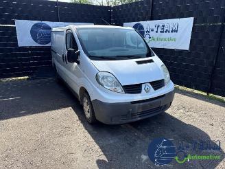 Vrakbiler auto Renault Trafic Trafic New (FL), Van, 2001 / 2014 2.0 dCi 16V 90 2011/3