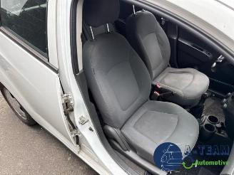 Chevrolet Spark Spark (M300), Hatchback, 2010 1.0 16V Bifuel picture 14