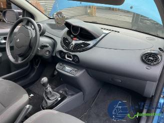 Renault Twingo Twingo II (CN), Hatchback 3-drs, 2007 / 2014 1.2 16V picture 23