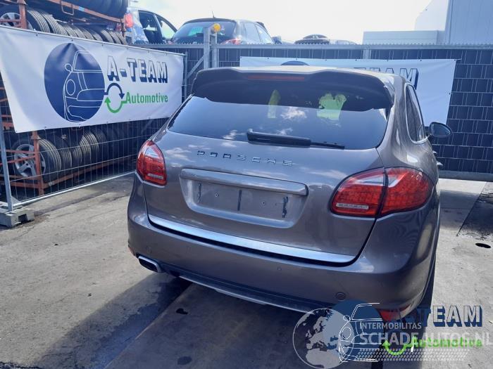 Porsche Cayenne Cayenne II (92A), SUV, 2010 / 2018 4.8 V8 32V S