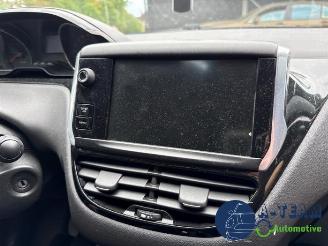 Peugeot 208 208 I (CA/CC/CK/CL), Hatchback, 2012 / 2019 1.2 Vti 12V PureTech 82 picture 21