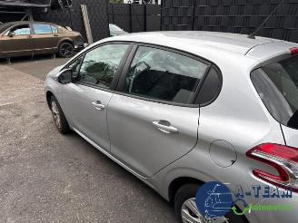 Peugeot 208 208 I (CA/CC/CK/CL), Hatchback, 2012 / 2019 1.2 Vti 12V PureTech 82 picture 5