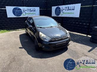 demontáž osobní automobily Kia Rio Rio III (UB), Hatchback, 2011 / 2017 1.4 CVVT 16V 2012/8