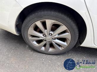 Toyota Auris Touring Sports Auris Touring Sports (E18), Combi, 2013 / 2018 1.8 16V Hybrid picture 13