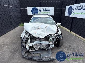 Toyota Auris Touring Sports Auris Touring Sports (E18), Combi, 2013 / 2018 1.8 16V Hybrid picture 2