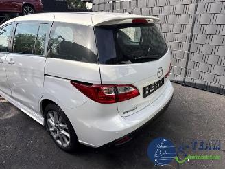 Mazda 5  picture 6