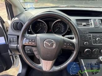 Mazda 5  picture 23