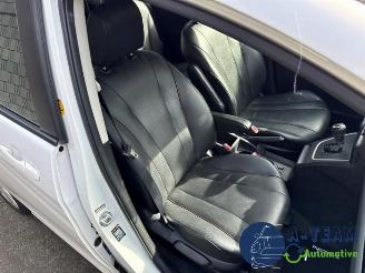 Mazda 5  picture 31