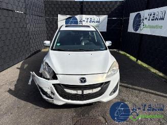 Mazda 5  picture 2