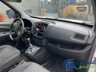 Opel Combo Combo, Van, 2012 / 2018 1.3 CDTI 16V ecoFlex picture 12