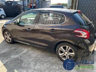 Peugeot 208 208 I (CA/CC/CK/CL), Hatchback, 2012 / 2019 1.4 16V picture 6