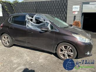 Peugeot 208 208 I (CA/CC/CK/CL), Hatchback, 2012 / 2019 1.4 16V picture 7
