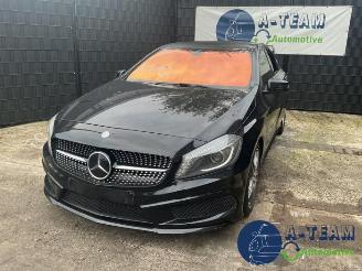demontáž osobní automobily Mercedes A-klasse A (W176), Hatchback, 2012 / 2018 1.6 A-180 16V 2014/12