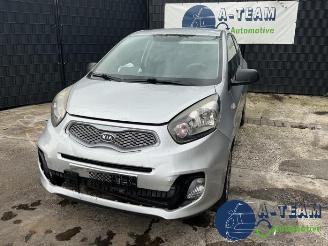 Coche siniestrado Kia Picanto Picanto (TA), Hatchback, 2011 / 2017 1.0 12V 2011/12