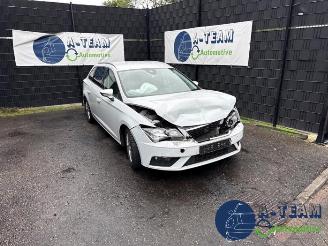 Coche siniestrado Seat Leon Leon ST (5FF), Combi 5-drs, 2012 / 2020 1.0 TSI 12V 2017/4