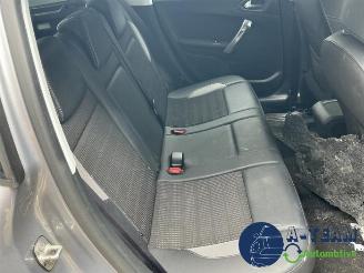 Peugeot 2008 2008 (CU), MPV, 2013 / 2019 1.2 12V e-THP PureTech 110 picture 13
