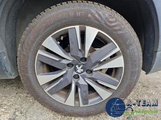 Peugeot 2008 2008 (CU), MPV, 2013 / 2019 1.2 12V e-THP PureTech 110 picture 20