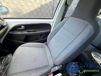Volkswagen Up! Up! (121), Hatchback, 2011 1.0 12V 60 picture 15