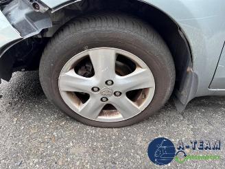 Toyota Yaris Yaris II (P9), Hatchback, 2005 / 2014 1.3 16V VVT-i picture 15