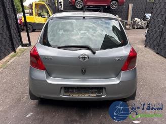 Toyota Yaris Yaris II (P9), Hatchback, 2005 / 2014 1.3 16V VVT-i picture 7