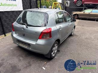 Toyota Yaris Yaris II (P9), Hatchback, 2005 / 2014 1.3 16V VVT-i picture 8