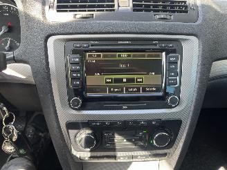 Skoda Octavia 1.6tdi combi picture 7