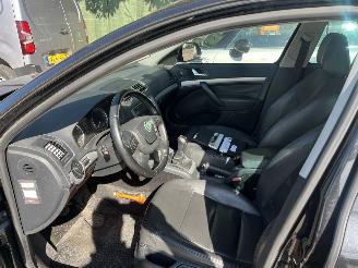 Skoda Octavia 1.6tdi combi picture 5