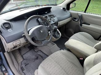 Renault Scenic 1.6 automaat picture 7