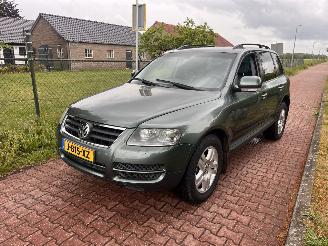 Schadeauto Volkswagen Touareg 3.0 V6 tdi automaat geen scahde 2005/6