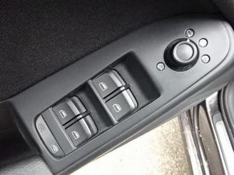 Audi A4 2.0 Tdi Kleurcode LZ7L picture 19