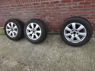 Audi A4 2.0 Tdi Kleurcode LZ7L picture 15