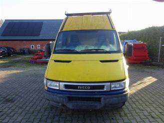 Salvage car Iveco Daily  2001/1