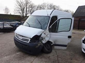 Nissan Interstar  picture 2