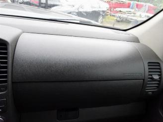 Nissan Navara Navara (D40), Pick-up, 2005 3.0 dCi V6 24V DPF 4x4 picture 22