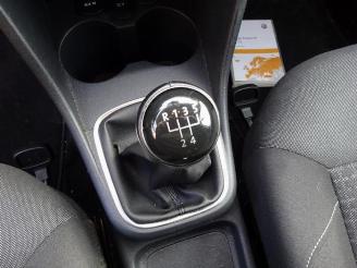 Volkswagen Polo Polo V (6R), Hatchback, 2009 / 2017 1.4 TDI 12V 75 picture 12