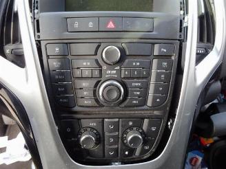 Opel Astra Astra J Sports Tourer (PD8/PE8/PF8), Combi, 2010 / 2015 1.4 Turbo 16V picture 17