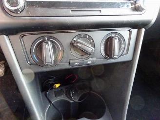 Volkswagen Polo Polo V (6R), Hatchback, 2009 / 2017 1.4 TDI picture 16