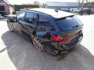 BMW 3-serie 3 serie Touring (G21), Combi, 2019 318d 2.0 TwinPower Turbo 16V Mild Hybrid picture 2