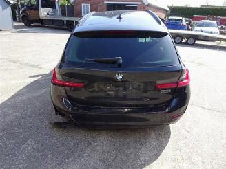 BMW 3-serie 3 serie Touring (G21), Combi, 2019 318d 2.0 TwinPower Turbo 16V Mild Hybrid picture 3