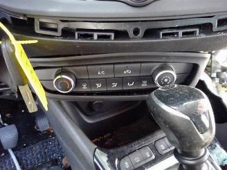 Opel Crossland Crossland (X), SUV, 2017 1.2 Turbo 12V picture 19